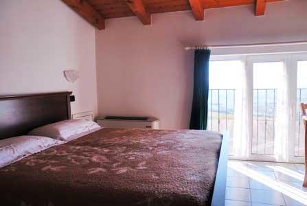 Vo Agriturismo La Rocciaヴィラ エクステリア 写真